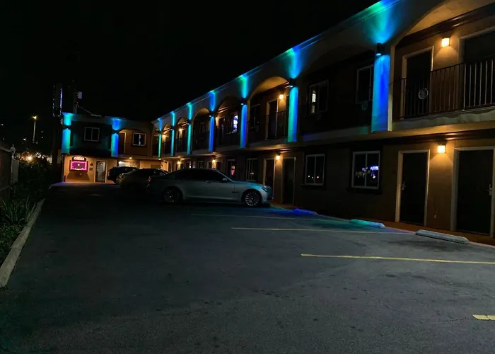 New Bay Motel
